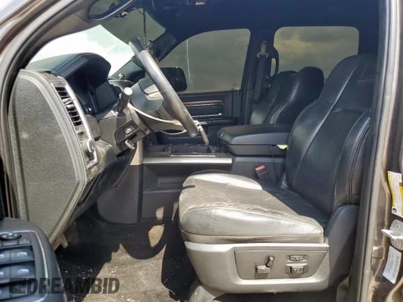 ✅ 2015 Ram 2500 Laramie • VIN: 3C6UR5FL5FG646703 • Lot: 69888105. Listed on Copart with Not provided. Free auction sales archive from the USA and detailed vehicle history report at DreamBid. Image 7.