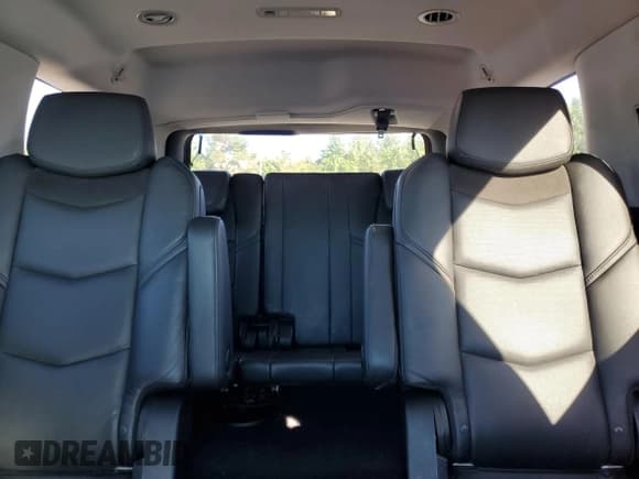 ✅ 2020 Cadillac Escalade Luxury • VIN: 1GYS4BKJ6LR146458 • Lot: 85537185. Listed on Copart with 89,742 mi. Free auction sales archive from the USA and detailed vehicle history report at DreamBid. Image 10.