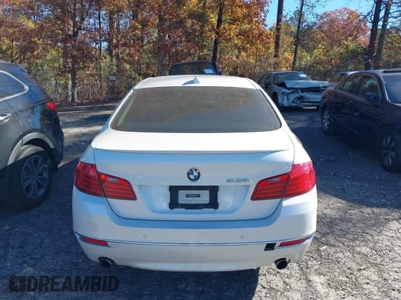✅ 2016 BMW 5 Series 535i • VIN: WBA5B1C51GG129862 • Lot: 43679103. Listed on IAAI with 159,100 mi. Free auction sales archive from the USA and detailed vehicle history report at DreamBid. Image 16.
