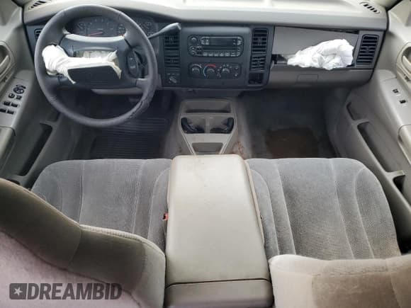 ✅ 2004 Dodge Dakota SLT • VIN: 1D7HG48N74S762117 • Lot: 85271725. Listed on Copart with Not provided. Free auction sales archive from the USA and detailed vehicle history report at DreamBid. Image 8.