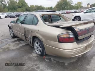 ✅ 2005 Pontiac Bonneville SE • VIN: 1G2HX52K15U189935 • Lot: 43388221. Wystawiony na IAAI z przebiegiem 136 509 mil. Bezpłatny archiwum sprzedaży aukcyjnych z USA i szczegółowy raport historii pojazdu na DreamBid. Zdjęcie 3.