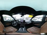 ✅ 2022 Audi Q5 S line Premium • VIN: WA1GAAFY9N2032157 • Lot: 43680482. Wystawiony na IAAI z przebiegiem 53 334 mil. Bezpłatny archiwum sprzedaży aukcyjnych z USA i szczegółowy raport historii pojazdu na DreamBid. Zdjęcie 18.