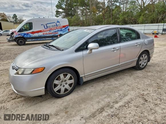 ✅ 2008 Honda Civic LX • VIN: JHMFA16598S002022 • Lot: 94573695. Listed on Copart with 199,530 mi. Free auction sales archive from the USA and detailed vehicle history report at DreamBid. Image 1.