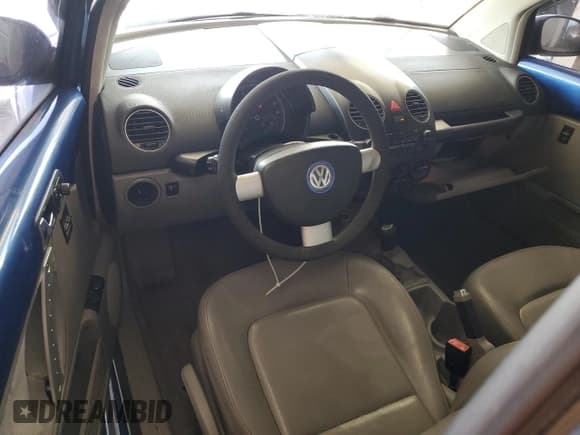 ✅ 2007 Volkswagen Beetle • VIN: 3VWRW31C77M515596 • Lot: 61382865. Listed on Copart with 122,602 mi. Free auction sales archive from the USA and detailed vehicle history report at DreamBid. Image 8.