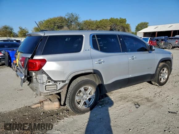 ✅ 2019 GMC Acadia SLE • VIN: 1GKKNKLA7KZ152886 • Лот: 95986945. Опубликован ранее на Copart с пробегом 114 756 миль. Бесплатный доступ к архиву аукционных продаж из США и подробный отчёт об истории автомобиля на DreamBid. Изображение 3.