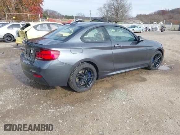 ✅ 2020 BMW 2 Series 230i • VIN: WBA2J1C05L7E46857 • Lot: 43782255. Listed on IAAI with 57,840 mi. Free auction sales archive from the USA and detailed vehicle history report at DreamBid. Image 4.