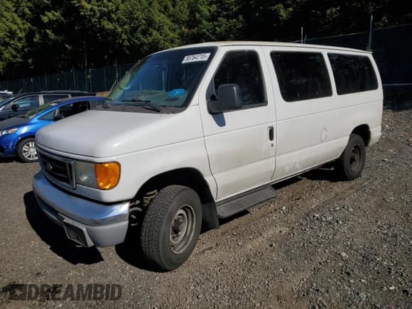 ✅ 2007 Ford Econoline Passenger XL • VIN: 1FBNE31L47DA87295 • Lot: 85764715. Wystawiony na Copart z przebiegiem 211 266 mil. Bezpłatny archiwum sprzedaży aukcyjnych z USA i szczegółowy raport historii pojazdu na DreamBid. Zdjęcie 1.