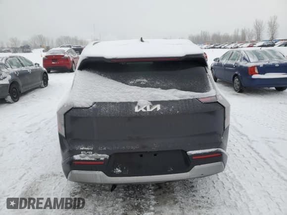 ✅ 2024 Kia EV9 Land • VIN: KNDADFS56R6047452 • Lot: 42200635. Wystawiony na Copart z przebiegiem Nie podano. Bezpłatny archiwum sprzedaży aukcyjnych z USA i szczegółowy raport historii pojazdu na DreamBid. Zdjęcie 6.