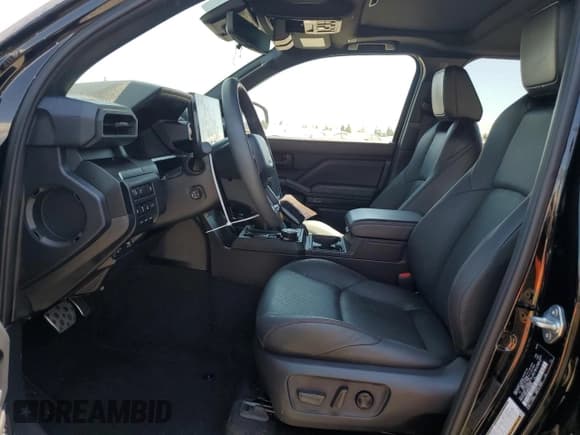 ✅ 2025 Toyota 4Runner Hybrid TRD Off Road • VIN: JTEVB5BR0S5005483 • Lot: 71090325. Listed on Copart with 3,118 mi. Free auction sales archive from the USA and detailed vehicle history report at DreamBid. Image 7.