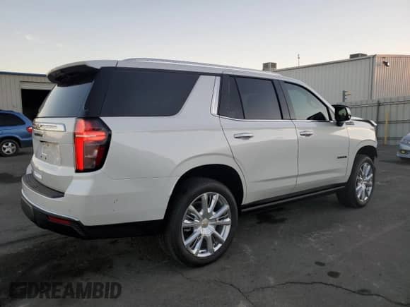 2024 Chevrolet Tahoe High Country с VIN 1GNSKTKT9RR371282, выставлен на аукционе Copart как лот 51333955 с пробегом 970 миль миль и Списание • Salvage title. История ставок и продаж доступна на DreamBid. Изображение 3.