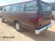 ✅ 1993 Dodge Passenger • VIN: 2B5WB35Y1PK506913 • Lot: 42154670. Wystawiony na IAAI z przebiegiem 100 002 mil. Bezpłatny archiwum sprzedaży aukcyjnych z USA i szczegółowy raport historii pojazdu na DreamBid. Zdjęcie 3.