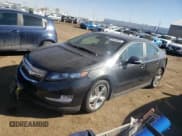 ✅ 2015 Chevrolet Volt • VIN: 1G1RB6E4XFU105395 • Lot: 45145864. Wystawiony na Copart z przebiegiem 92 497 mil. Bezpłatny archiwum sprzedaży aukcyjnych z USA i szczegółowy raport historii pojazdu na DreamBid. Zdjęcie 1.