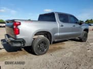 ✅ 2021 Chevrolet Silverado 1500 Custom Trail Boss • VIN: 1GCPYCEF8MZ404798 • Lot: 66994564. Wystawiony na Copart z przebiegiem 46 371 mil. Bezpłatny archiwum sprzedaży aukcyjnych z USA i szczegółowy raport historii pojazdu na DreamBid. Zdjęcie 3.