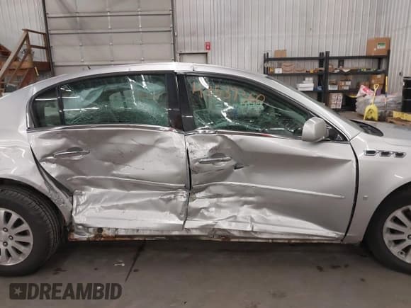 ✅ 2006 Buick Lucerne CX • VIN: 1G4HP57216U172618 • Lot: 43537360. Wystawiony na IAAI z przebiegiem 122 624 mil. Bezpłatny archiwum sprzedaży aukcyjnych z USA i szczegółowy raport historii pojazdu na DreamBid. Zdjęcie 14.