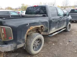 2010 Chevrolet Silverado 1500 LT z VIN 3GCXKSE22AG251288, wystawiony jako IAAI lot #43569916 z przebiegiem 192 217 mil mil oraz . Historia ofert i sprzedaży dostępna na DreamBid. Obrazek 6.