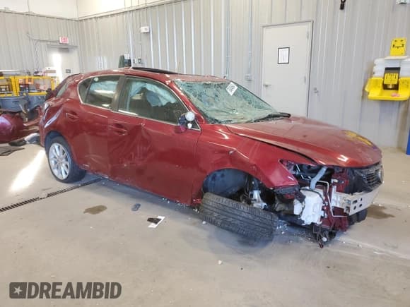 ✅ 2012 Lexus CT 200h • VIN: JTHKD5BH3C2105412 • Лот: 68726235. Опубликован ранее на Copart с пробегом Не указан. Бесплатный доступ к архиву аукционных продаж из США и подробный отчёт об истории автомобиля на DreamBid. Изображение 4.