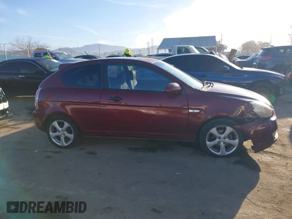 ✅ 2007 Hyundai Accent SE • VIN: KMHCN36C67U023704 • Lot: 41631710. Listed on IAAI with 171,793 mi. Free auction sales archive from the USA and detailed vehicle history report at DreamBid. Image 13.