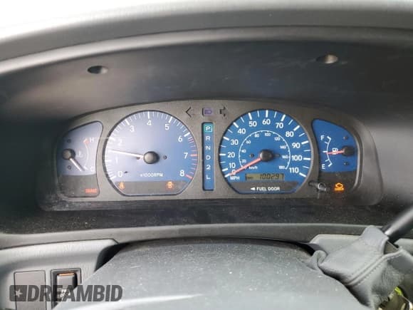 ✅ 2001 Toyota Sienna LE • VIN: 4T3ZF13CX1U333899 • Lot: 78515424. Listed on Copart with 100,297 mi. Free auction sales archive from the USA and detailed vehicle history report at DreamBid. Image 9.