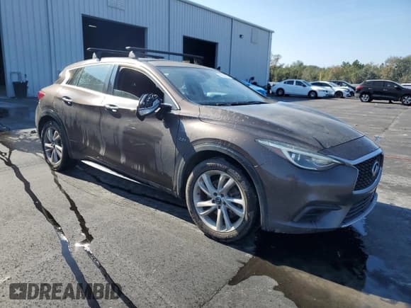 ✅ 2017 Infiniti QX30 Premium • VIN: SJKCH5CP9HA018964 • Lot: 92859415. Listed on Copart with 183,973 mi. Free auction sales archive from the USA and detailed vehicle history report at DreamBid. Image 4.