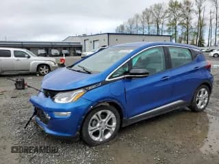 ✅ 2018 Chevrolet Bolt EV LT • VIN: 1G1FW6S0XJ4140245 • Лот: 50383084. Опубликован ранее на Copart с пробегом 44 356 миль. Бесплатный доступ к архиву аукционных продаж из США и подробный отчёт об истории автомобиля на DreamBid. Изображение 1.