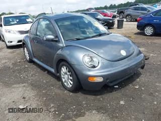 ✅ 2005 Volkswagen Beetle GLS • VIN: 3VWCK31C45M405037 • Lot: 42300484. Wystawiony na IAAI z przebiegiem 62 617 mil. Bezpłatny archiwum sprzedaży aukcyjnych z USA i szczegółowy raport historii pojazdu na DreamBid. Zdjęcie 1.