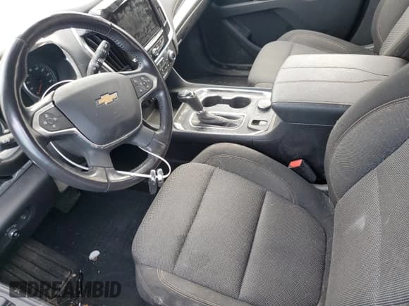 ✅ 2020 Chevrolet Traverse LT Cloth • VIN: 1GNERGKW7LJ319617 • Lot: 84260345. Wystawiony na Copart z przebiegiem 72 214 mil. Bezpłatny archiwum sprzedaży aukcyjnych z USA i szczegółowy raport historii pojazdu na DreamBid. Zdjęcie 7.