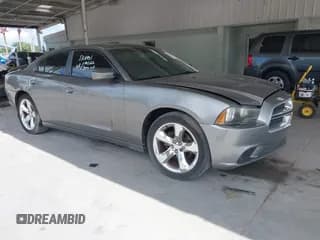 ✅ 2011 Dodge Charger SE • VIN: 2B3CL3CG4BH521222 • Lot: 43281825. Wystawiony na IAAI z przebiegiem 117 396 mil. Bezpłatny archiwum sprzedaży aukcyjnych z USA i szczegółowy raport historii pojazdu na DreamBid. Zdjęcie 1.