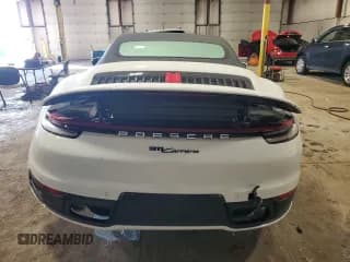 ✅ 2021 Porsche 911 Carrera • VIN: WP0CA2A96MS239369 • Lot: 70894153. Wystawiony na Copart z przebiegiem 8 687 mil. Bezpłatny archiwum sprzedaży aukcyjnych z USA i szczegółowy raport historii pojazdu na DreamBid. Zdjęcie 6.