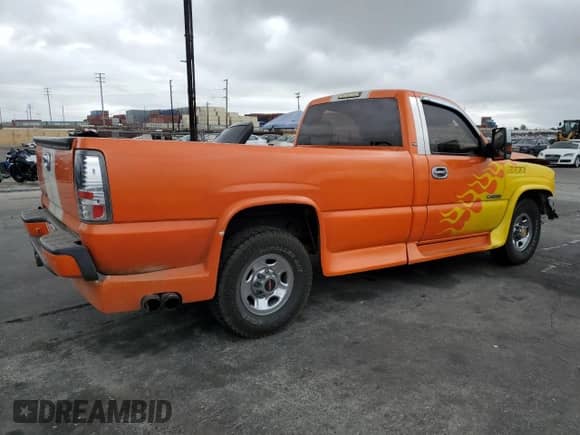 2000 Chevrolet Silverado 2500 LS с VIN 1GCGC24U9YE367069, выставлен на аукционе Copart как лот 81801035 с пробегом 299 034 миль миль и Списание • Salvage title. История ставок и продаж доступна на DreamBid. Изображение 3.