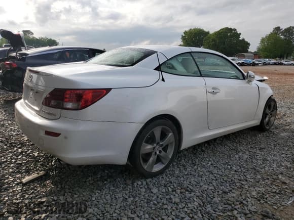 ✅ 2010 Lexus IS 250 C • VIN: JTHFF2C29A2512006 • Lot: 53957805. Wystawiony na Copart z przebiegiem 206 912 mil. Bezpłatny archiwum sprzedaży aukcyjnych z USA i szczegółowy raport historii pojazdu na DreamBid. Zdjęcie 3.
