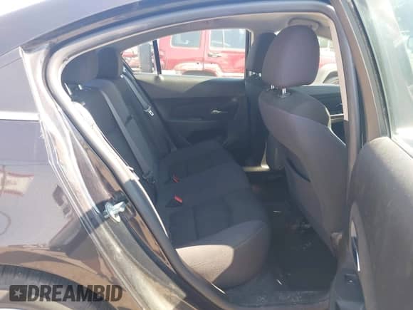 2014 Chevrolet Cruze 1LT with VIN 1G1PC5SB6E7465214, listed as a IAAI auction lot 43358660 with 99,999 mi miles and . Bid and sale history available at DreamBid. Image 8.