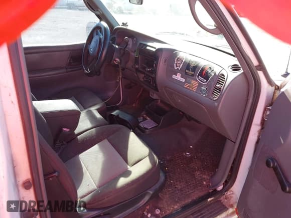 ✅ 2005 Ford Ranger XL • VIN: 1FTYR10U45PA71332 • Лот: 43606032. Опубликован ранее на IAAI с пробегом 234 378 миль. Бесплатный доступ к архиву аукционных продаж из США и подробный отчёт об истории автомобиля на DreamBid. Изображение 5.