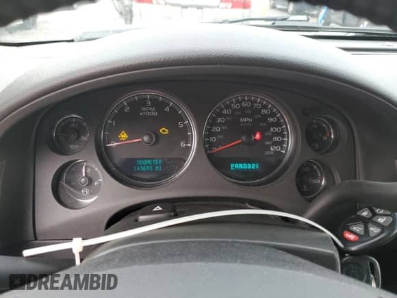 2007 Chevrolet Suburban LT z VIN 1GNFK16367J264668, wystawiony jako Copart lot #91350005 z przebiegiem 143 693 mil mil oraz Czysty tytuł • Clean title. Historia ofert i sprzedaży dostępna na DreamBid. Obrazek 9.