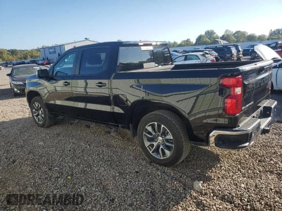 ✅ 2025 Chevrolet Silverado 1500 • VIN: 3GCUKDE86SG208013 • Лот: 81383525. Опубликован ранее на Copart с пробегом 7 423 миль. Бесплатный доступ к архиву аукционных продаж из США и подробный отчёт об истории автомобиля на DreamBid. Изображение 2.