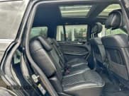 ✅ 2016 Mercedes-Benz GL 550 • VIN: 4JGDF7DE3GA639794 • Lot: 95759585. Wystawiony na Copart z przebiegiem 121 762 mil. Bezpłatny archiwum sprzedaży aukcyjnych z USA i szczegółowy raport historii pojazdu na DreamBid. Zdjęcie 6.