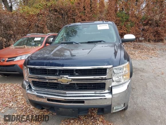 ✅ 2009 Chevrolet Silverado 2500HD LT • VIN: 1GCHK53K59F154432 • Lot: 40629358. Wystawiony na IAAI z przebiegiem 200 449 mil. Bezpłatny archiwum sprzedaży aukcyjnych z USA i szczegółowy raport historii pojazdu na DreamBid. Zdjęcie 12.