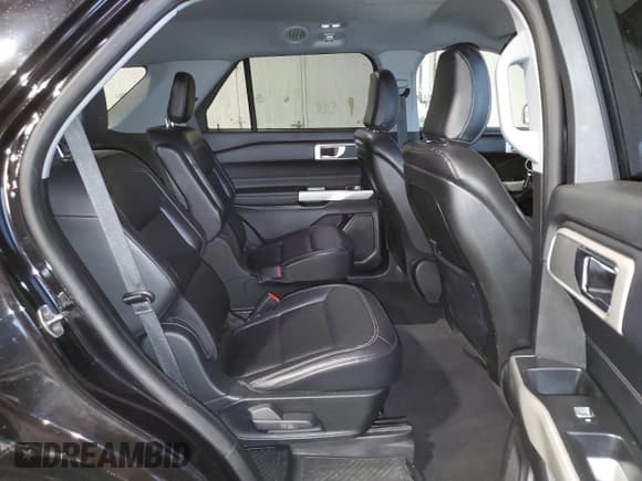 ✅ 2020 Ford Explorer XLT • VIN: 1FMSK8DH3LGC88315 • Lot: 80480024. Wystawiony na Copart z przebiegiem 63 125 mil. Bezpłatny archiwum sprzedaży aukcyjnych z USA i szczegółowy raport historii pojazdu na DreamBid. Zdjęcie 11.