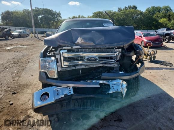 ✅ 2013 Ford F-150 XLT • VIN: 1FTFW1CF1DKE92434 • Lot: 83786325. Listed on Copart with 132,245 mi. Free auction sales archive from the USA and detailed vehicle history report at DreamBid. Image 5.