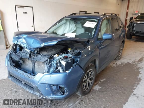 ✅ 2022 Subaru Forester Premium • VIN: JF2SKADC8NH429409 • Lot: 43525215. Wystawiony na IAAI z przebiegiem 71 015 mil. Bezpłatny archiwum sprzedaży aukcyjnych z USA i szczegółowy raport historii pojazdu na DreamBid. Zdjęcie 6.