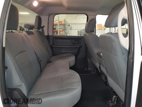 ✅ 2014 Ram 2500 Tradesman • VIN: 3C6UR5HJ1EG147696 • Lot: 90037445. Listed on Copart with 226,593 mi. Free auction sales archive from the USA and detailed vehicle history report at DreamBid. Image 10.