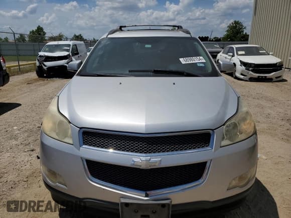 ✅ 2011 Chevrolet Traverse 1LT • VIN: 1GNKRGED3BJ398473 • Lot: 68980154. Wystawiony na Copart z przebiegiem 187 462 mil. Bezpłatny archiwum sprzedaży aukcyjnych z USA i szczegółowy raport historii pojazdu na DreamBid. Zdjęcie 5.