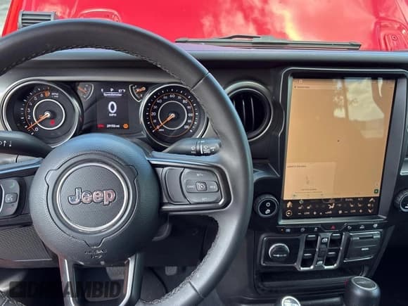 ✅ 2023 Jeep Gladiator Willys • VIN: 1C6HJTAG0PL560856 • Lot: 69775975. Listed on Copart with 29,153 mi. Free auction sales archive from the USA and detailed vehicle history report at DreamBid. Image 9.