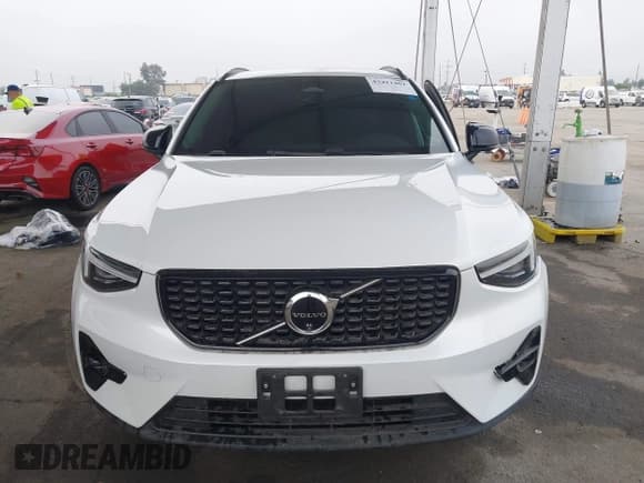 ✅ 2024 Volvo XC40 Ultimate Dark Theme • VIN: YV4L12UMXR2234356 • Лот: 43411401. Опубликован ранее на IAAI с пробегом 64 429 миль. Бесплатный доступ к архиву аукционных продаж из США и подробный отчёт об истории автомобиля на DreamBid. Изображение 13.