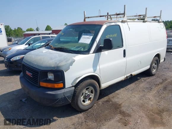✅ 2007 GMC Savana • VIN: 1GTFH15T171132054 • Lot: 42422081. Listed on IAAI with 366,438 mi. Free auction sales archive from the USA and detailed vehicle history report at DreamBid. Image 17.
