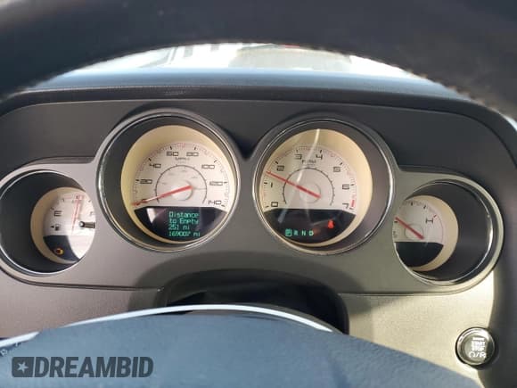 ✅ 2012 Dodge Challenger SXT • VIN: 2C3CDYAG7CH170016 • Lot: 81310424. Wystawiony na Copart z przebiegiem 169 007 mil. Bezpłatny archiwum sprzedaży aukcyjnych z USA i szczegółowy raport historii pojazdu na DreamBid. Zdjęcie 9.