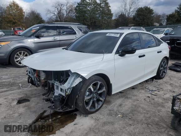 ✅ 2025 Honda Civic Sport • VIN: 2HGFE4F8XSH317753 • Lot: 90227845. Listed on Copart with 31,196 mi. Free auction sales archive from the USA and detailed vehicle history report at DreamBid. Image 1.
