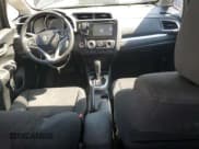 ✅ 2015 Honda Fit EX-L • VIN: 3HGGK5H8XFM706805 • Lot: 61671635. Wystawiony na Copart z przebiegiem 359 824 mil. Bezpłatny archiwum sprzedaży aukcyjnych z USA i szczegółowy raport historii pojazdu na DreamBid. Zdjęcie 8.