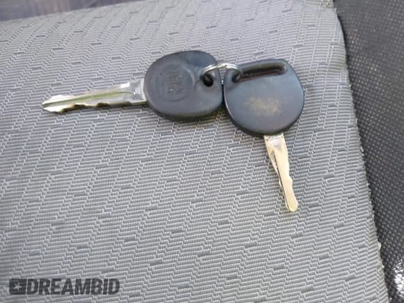 ✅ 2009 Chevrolet Silverado 2500HD Work Truck • VIN: 1GCHK49K19E133164 • Лот: 43423369. Опубликован ранее на IAAI с пробегом 304 182 миль. Бесплатный доступ к архиву аукционных продаж из США и подробный отчёт об истории автомобиля на DreamBid. Изображение 11.