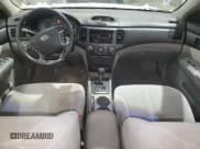 ✅ 2006 Kia Optima LX • VIN: KNAGE123465048543 • Lot: 44724475. Listed on Copart with 225,227 mi. Free auction sales archive from the USA and detailed vehicle history report at DreamBid. Image 8.