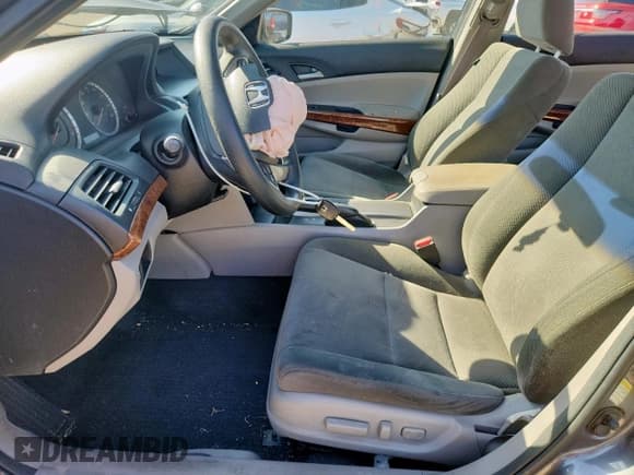 ✅ 2012 Honda Accord EX • VIN: 1HGCP2F72CA218742 • Лот: 91795485. Опубликован ранее на Copart с пробегом 137 515 миль. Бесплатный доступ к архиву аукционных продаж из США и подробный отчёт об истории автомобиля на DreamBid. Изображение 7.